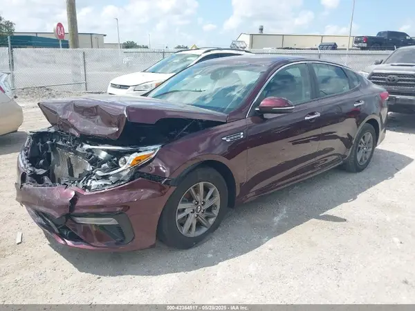 5XXGT4L3XLG451491 2020 KIA OPTIMA - Image 2