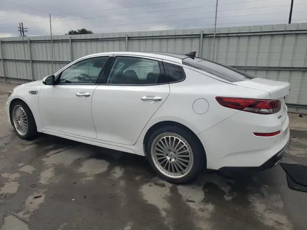 5XXGU4L10KG329989 2019 KIA OPTIMA - Image 2