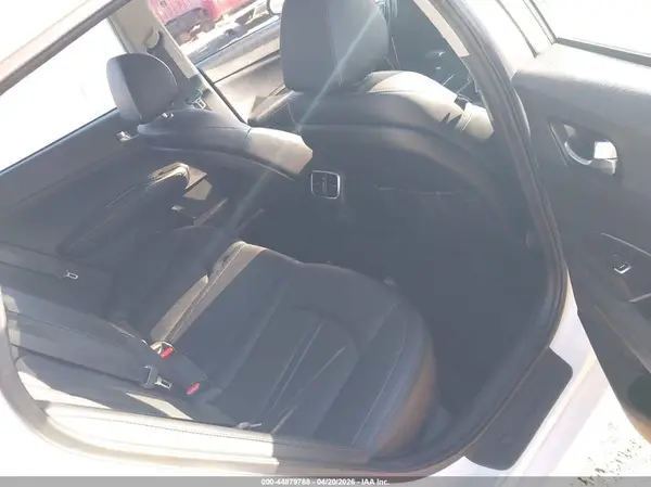 5XXGU4L10KG366752 2019 KIA OPTIMA - Image 8