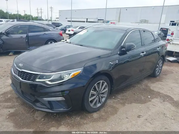 5XXGU4L11KG286103 2019 KIA OPTIMA - Image 2