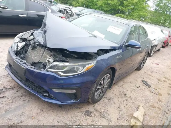 5XXGU4L11KG301909 2019 KIA OPTIMA - Image 2