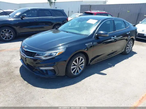 5XXGU4L11KG304504 2019 KIA OPTIMA - Image 2