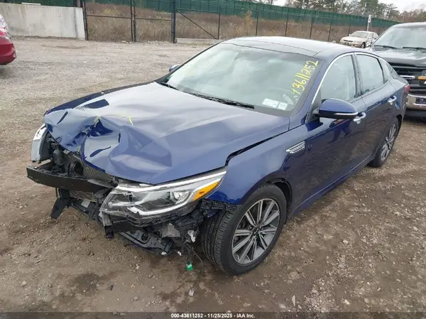 5XXGU4L11KG322078 2019 KIA OPTIMA - Image 2
