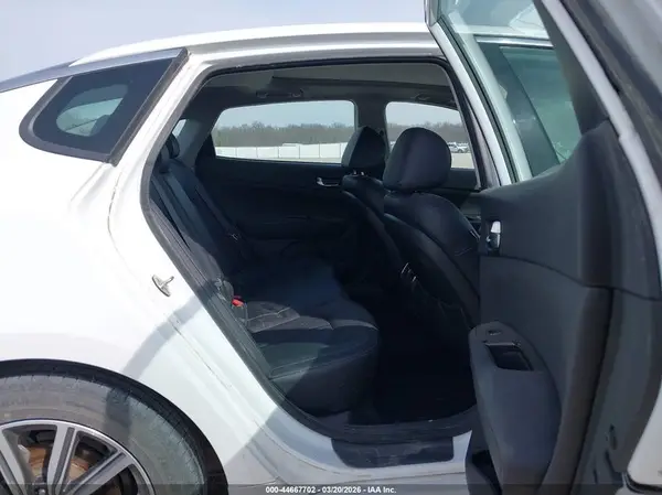 5XXGU4L11KG333677 2019 KIA OPTIMA - Image 8