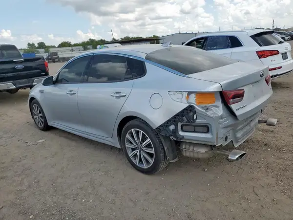 5XXGU4L11LG417547 2020 KIA OPTIMA - Image 2