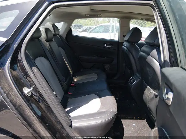 5XXGU4L12KG316791 2019 KIA OPTIMA - Image 8