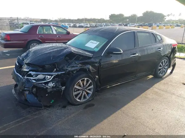 5XXGU4L12KG333879 2019 KIA OPTIMA - Image 2