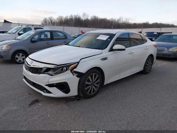 5XXGU4L12KG367417 2019 KIA OPTIMA - Image 2