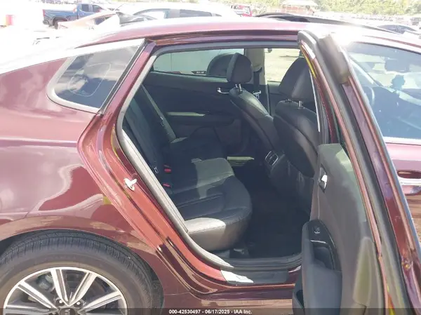 5XXGU4L12LG425155 2020 KIA OPTIMA - Image 8