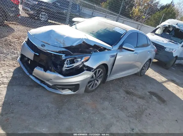 5XXGU4L12LG426273 2020 KIA OPTIMA - Image 2