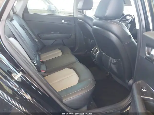 5XXGU4L13KG317304 2019 KIA OPTIMA - Image 8