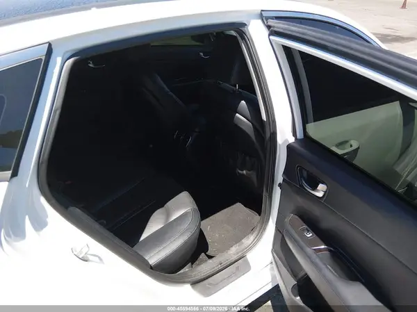 5XXGU4L13KG317612 2019 KIA OPTIMA - Image 8
