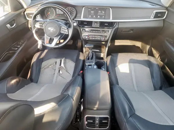 5XXGU4L13KG368124 2019 KIA OPTIMA - Image 8