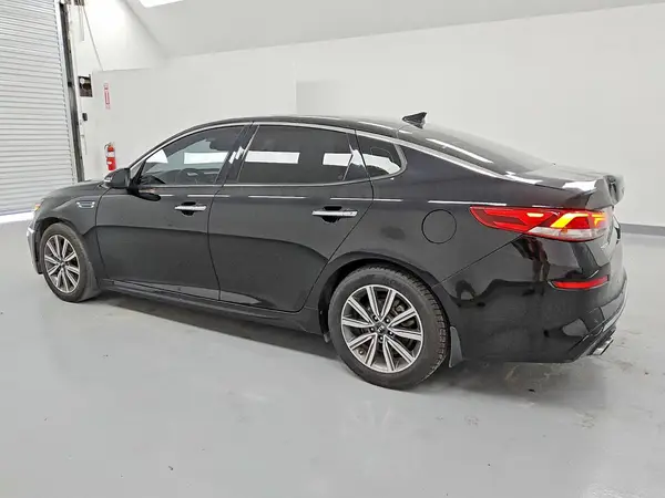 5XXGU4L13KG368141 2019 KIA OPTIMA - Image 2