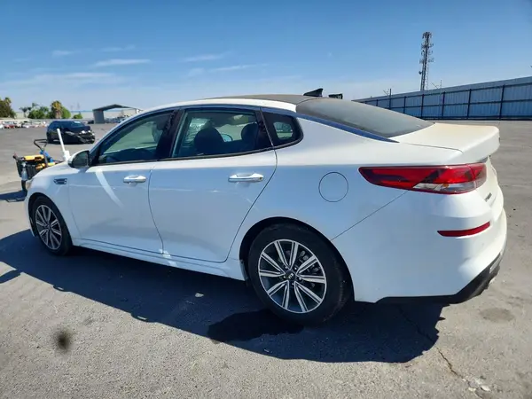 5XXGU4L13LG407781 2020 KIA OPTIMA - Image 2