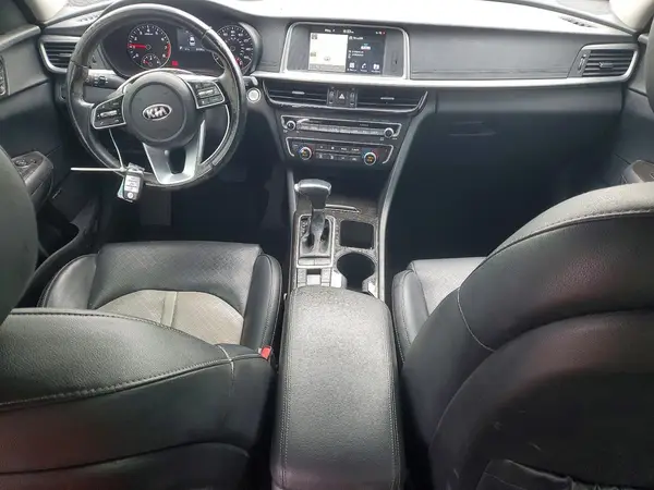 5XXGU4L14KG356211 2019 KIA OPTIMA - Image 8