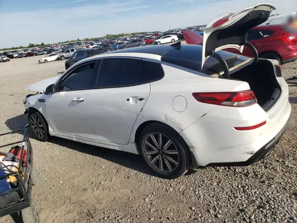 5XXGU4L14KG372795 2019 KIA OPTIMA - Image 2