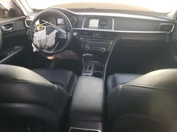 5XXGU4L14KG372795 2019 KIA OPTIMA - Image 8