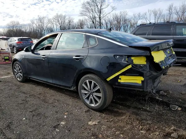 5XXGU4L14LG392076 2020 KIA OPTIMA - Image 2