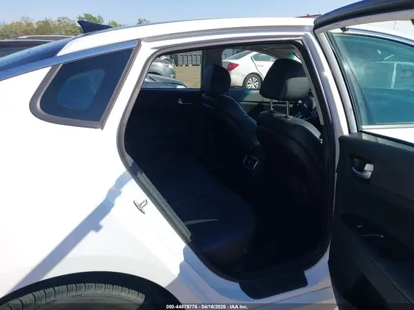 5XXGU4L14LG413721 2020 KIA OPTIMA - Image 8