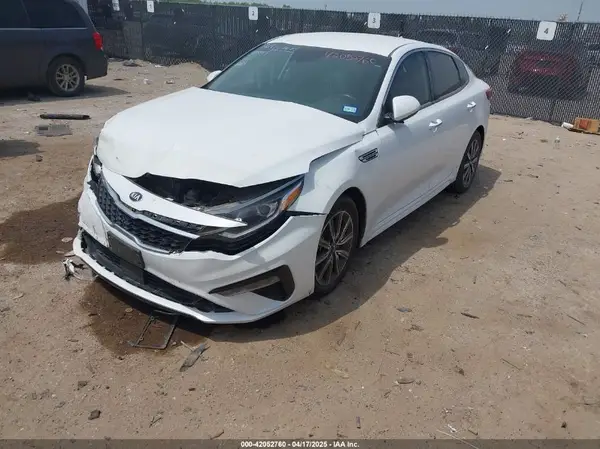 5XXGU4L14LG417817 2020 KIA OPTIMA - Image 2