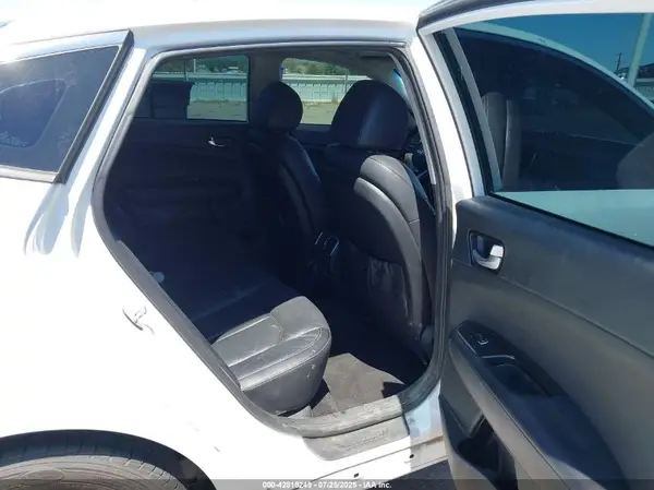 5XXGU4L15KG290915 2019 KIA OPTIMA - Image 8