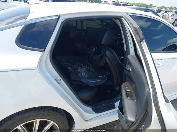 5XXGU4L15KG303629 2019 KIA OPTIMA - Image 8