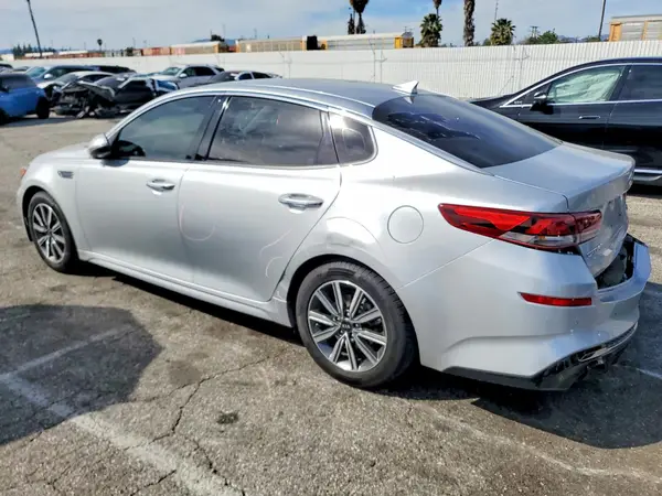 5XXGU4L15KG304344 2019 KIA OPTIMA - Image 2