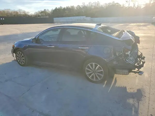 5XXGU4L15KG305946 2019 KIA OPTIMA - Image 2