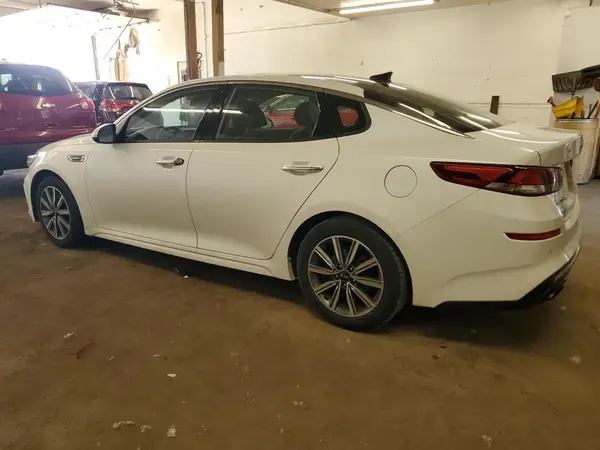 5XXGU4L15KG346058 2019 KIA OPTIMA - Image 2