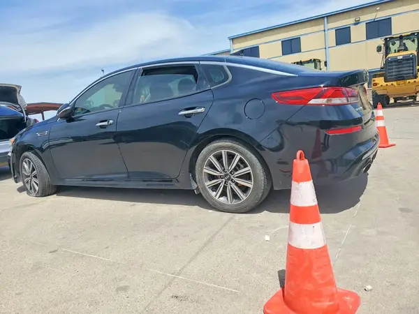 5XXGU4L15KG371414 2019 KIA OPTIMA - Image 2
