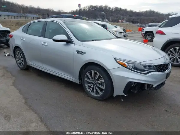 5XXGU4L15LG413176 2020 KIA OPTIMA - Image 1