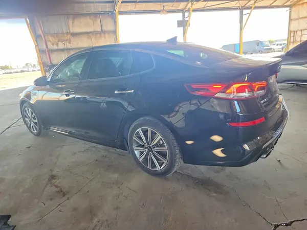 5XXGU4L15LG413226 2020 KIA OPTIMA - Image 2