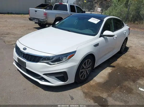 5XXGU4L15LG428695 2020 KIA OPTIMA - Image 2
