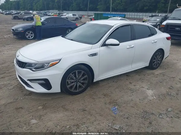 5XXGU4L16KG309567 2019 KIA OPTIMA - Image 2