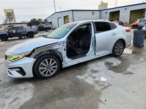 5XXGU4L16KG328507 2019 KIA OPTIMA - Image 1