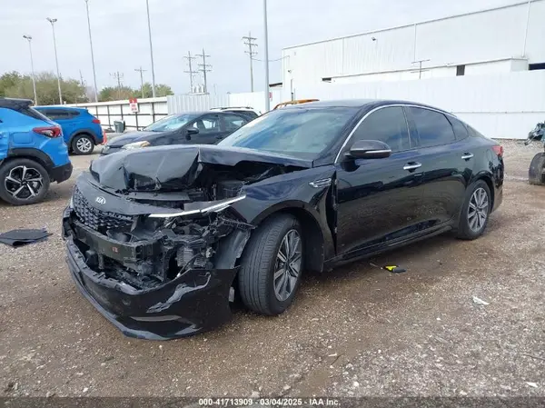 5XXGU4L16LG395819 2020 KIA OPTIMA - Image 2