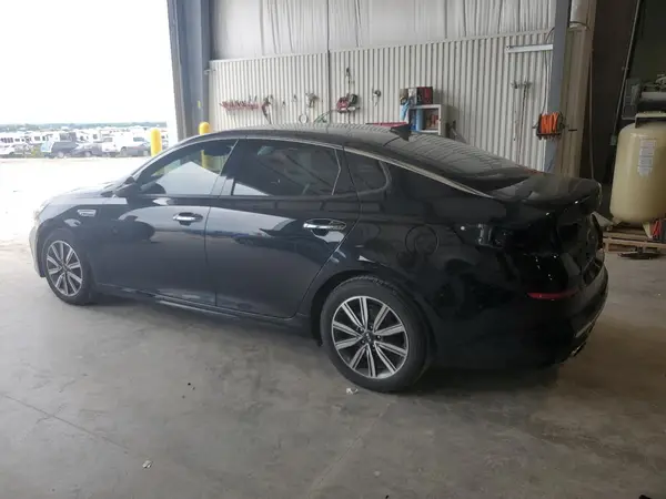 5XXGU4L16LG396856 2020 KIA OPTIMA - Image 2
