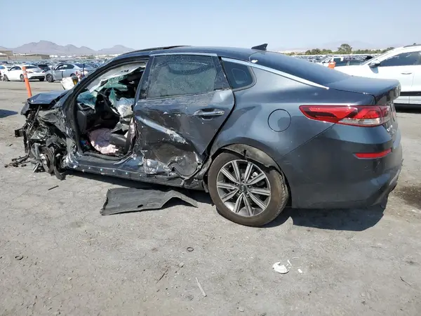 5XXGU4L16LG412506 2020 KIA OPTIMA - Image 2