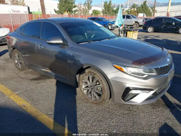 5XXGU4L17KG302692 2019 KIA OPTIMA - Image 1