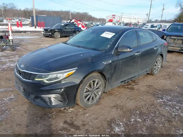 5XXGU4L17KG317323 2019 KIA OPTIMA - Image 2