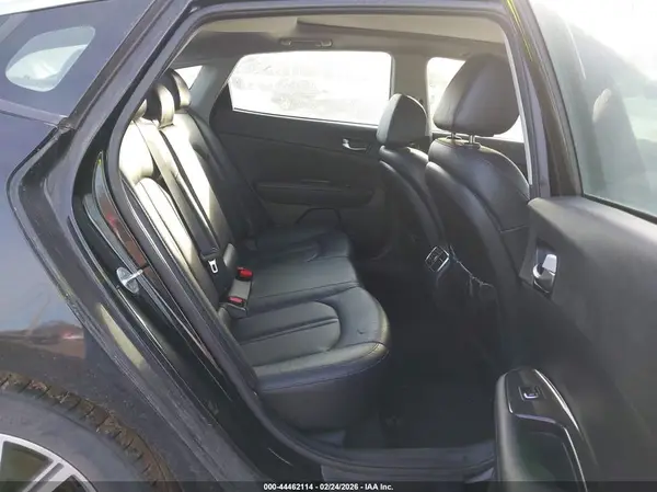 5XXGU4L17KG317323 2019 KIA OPTIMA - Image 8