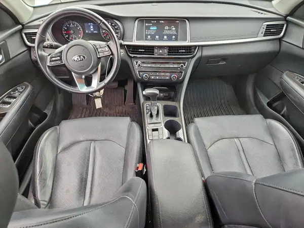 5XXGU4L17KG320304 2019 KIA OPTIMA - Image 8