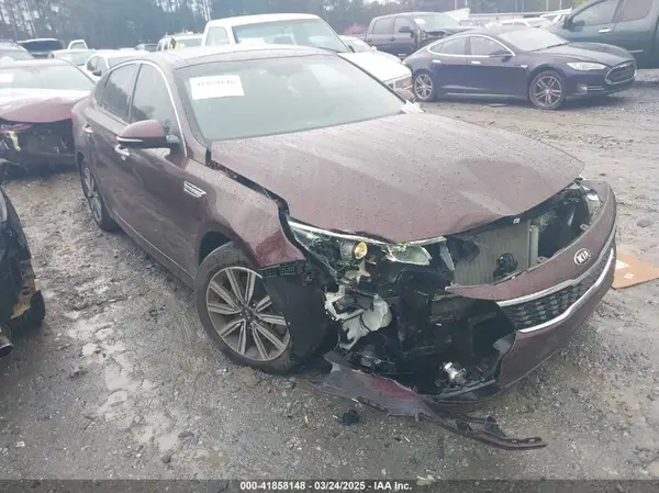 5XXGU4L17KG327897 2019 KIA OPTIMA - Image 1