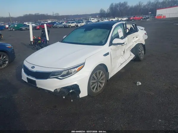 5XXGU4L17KG334445 2019 KIA OPTIMA - Image 2