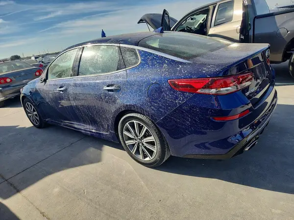 5XXGU4L17KG337748 2019 KIA OPTIMA - Image 2