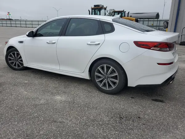 5XXGU4L17KG341802 2019 KIA OPTIMA - Image 2