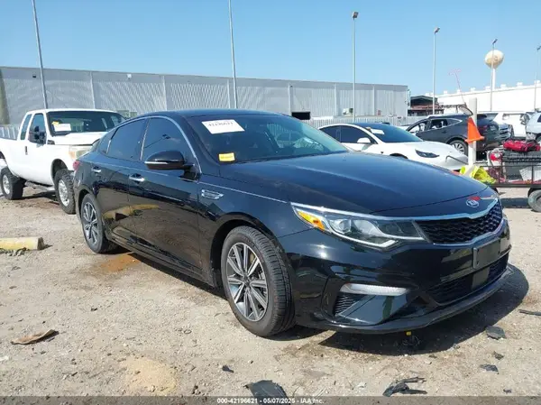 5XXGU4L17LG395053 2020 KIA OPTIMA - Image 1