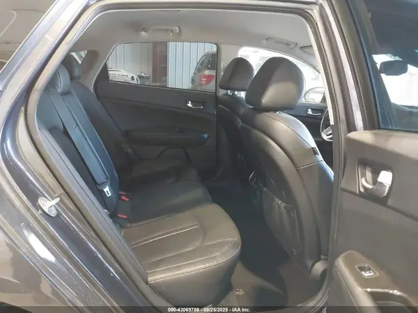 5XXGU4L18KG296109 2019 KIA OPTIMA - Image 8