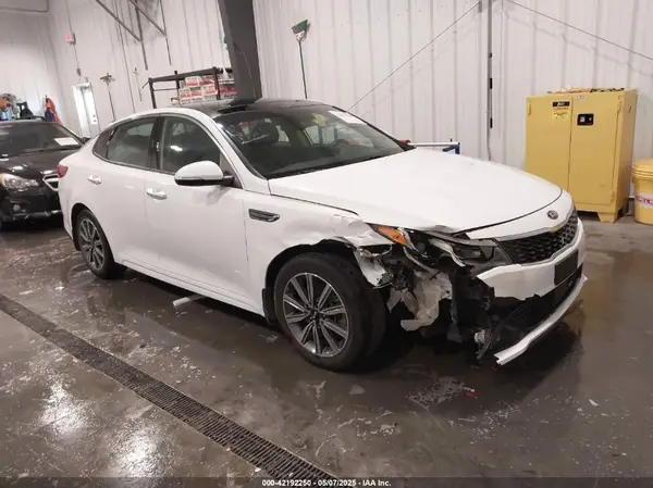 5XXGU4L18KG314561 2019 KIA OPTIMA - Image 1